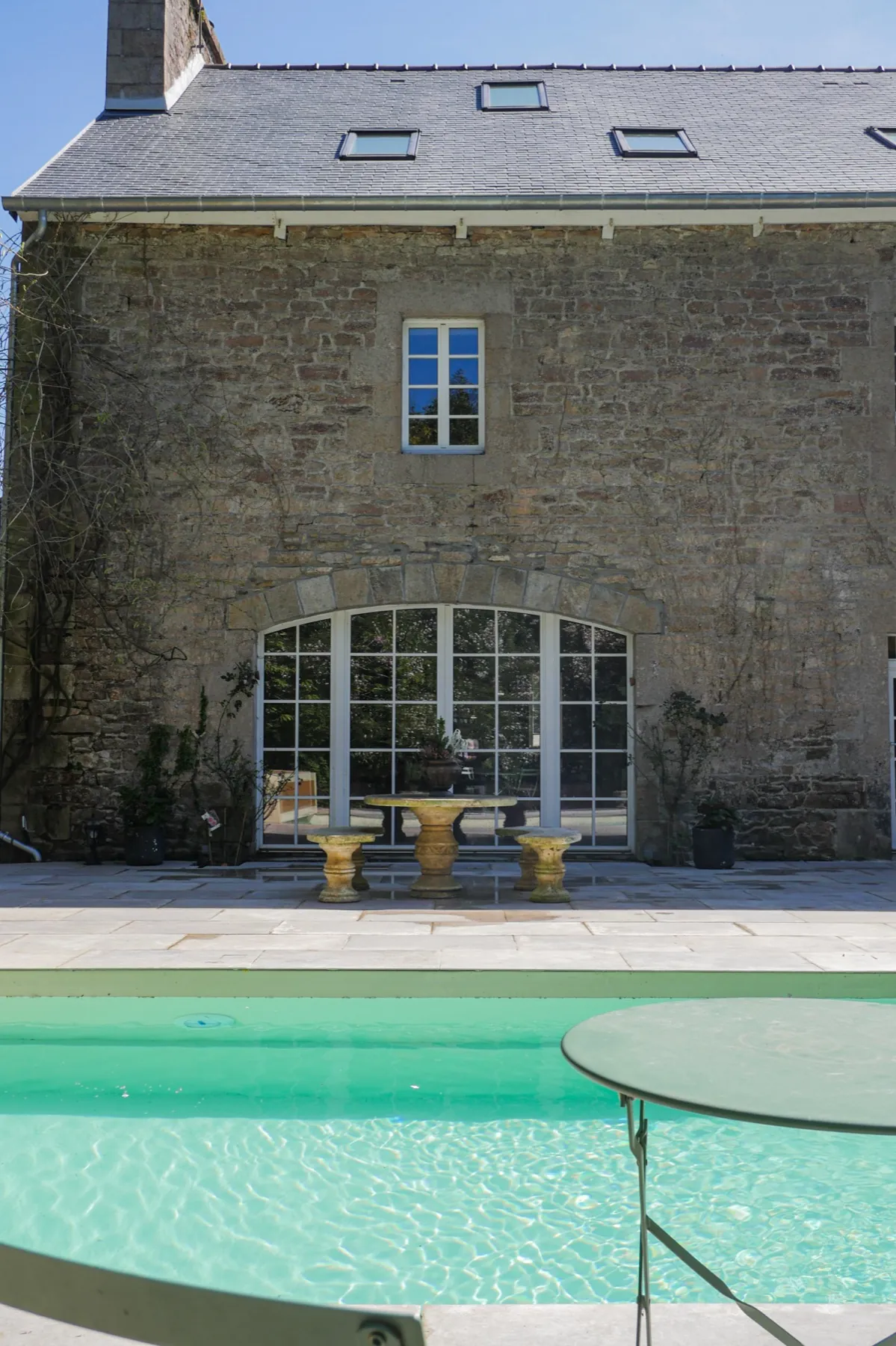 Maison en pierre et piscine — Le Vieux Clos du Rucher Ker Melen